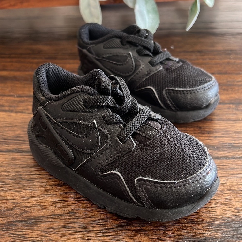 NIKE LD VICTORY (TDE) AT5606 001 SIZE 5c